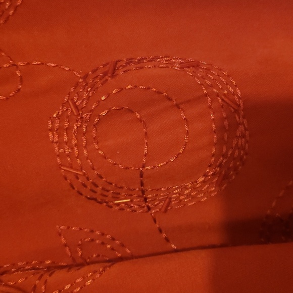 Koret Red Lady's Soft Glass Beaded and Appliqued Shirt So Classy! - Picture 5 of 8